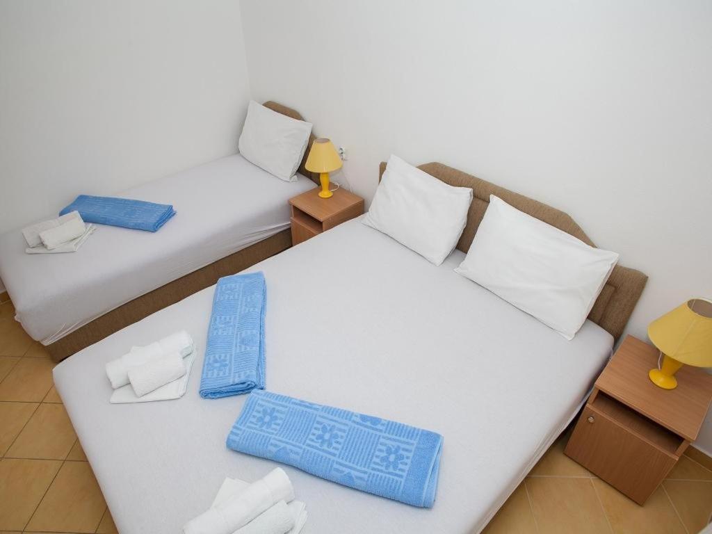 Daria Apartments Kotor Zimmer foto