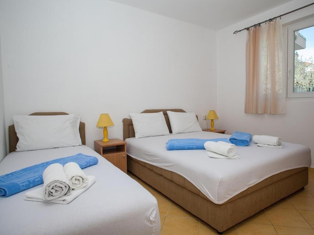 Daria Apartments Kotor Zimmer foto