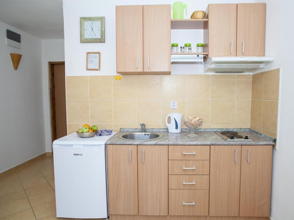 Daria Apartments Kotor Zimmer foto