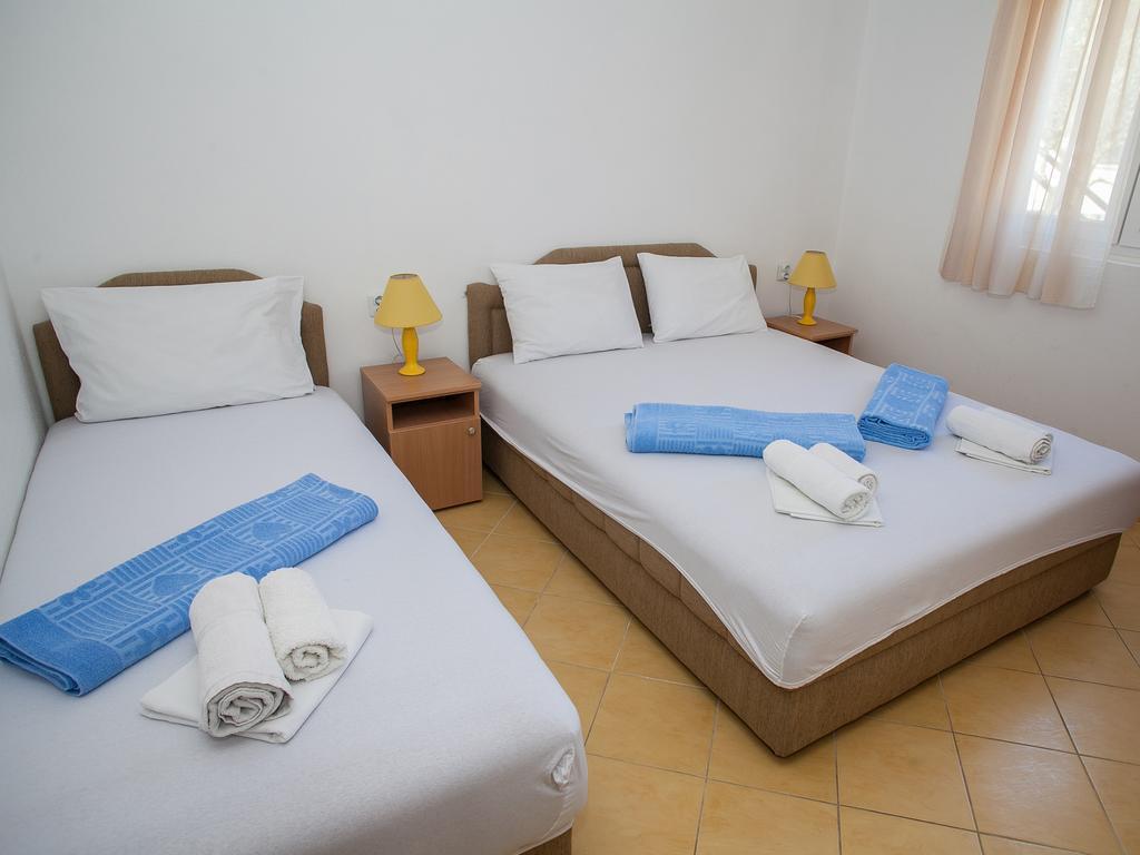 Daria Apartments Kotor Zimmer foto