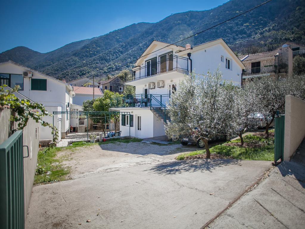 Daria Apartments Kotor Zimmer foto